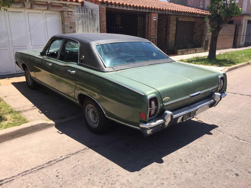 Imagen 2 de 13 de Ford Fairlane V8