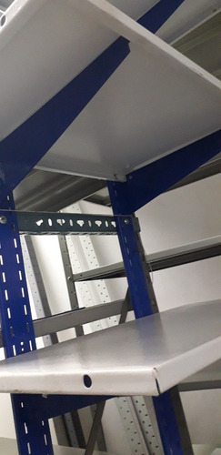 Repisa Exhibidora Riel Pared 30.cm 6 Paños 2,10x0,57x0,30