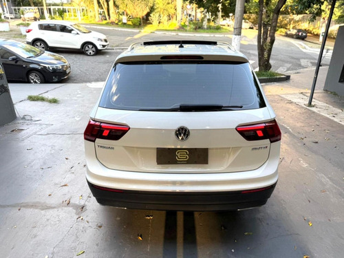 Volkswagen Tiguan Allspace 1.4 Comfortline 250 Tsi Flex 5p