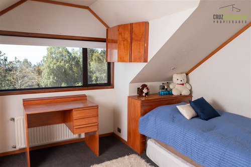 Casa En Venta De 6 Dorm. En Parrque Ivian I, Puerto Varas