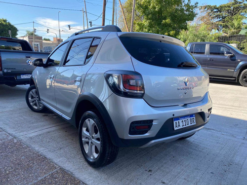 Renault Sandero Stepway 2016 1.6 Privilege 105cv