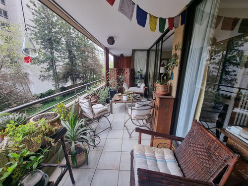 Depto En Venta 3d, 2b Mas Servicos Completos 2e , Las Condes