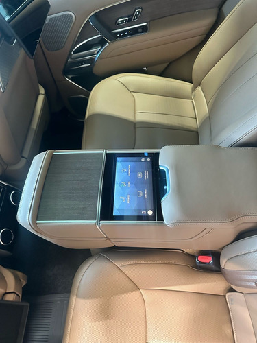 Range Rover Autobiography 2025
