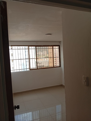 Gf Se Vende Apartamento En Res Teresa En Mañongo. Oportunida