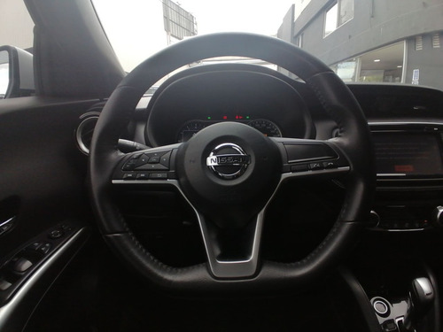 Imagen 12 de 15 de Nissan Kicks Exclusive 2017