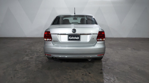 Volkswagen Vento 1.6 HIGHLINE TIPTRONIC