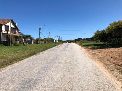 Se Venden Dos Terrenos En Balneario El Chorro 