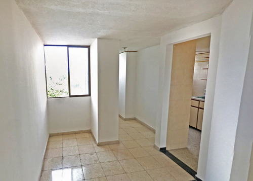 Imagen 13 de 27 de Apartamento En Venta, El Limonar, Sur