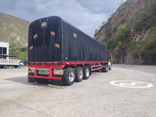 Tractocamión Mack Xcu 613