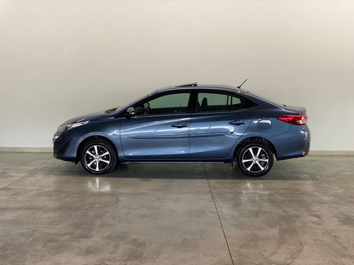 Imagem 2 de 15 de Toyota Yaris 1.5 16v Flex Sedan Xls Connect Multidrive