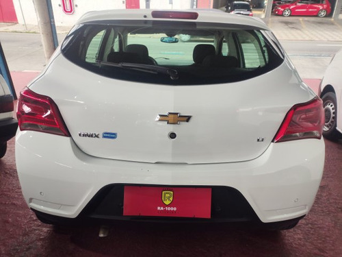Chevrolet Onix Onix 1.4 MPFI LT 8V FLEX 4P AUTOMÁTICO