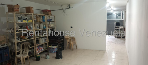 %% Raiza Suarez Vende Local Comercial En Zona Oeste De Barquisimeto 2 5 1 7 6 7 3 Con Muy Buena Ubicación Alta Seguridad Y Con Posibilidad A Construir