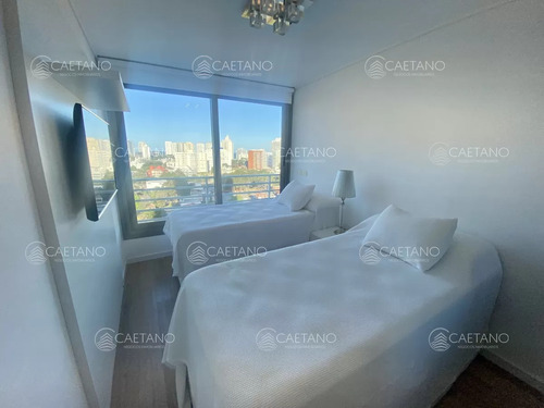 Venta Apartamento 3 Dormitorios. Playa Mansa, Punta Del Este