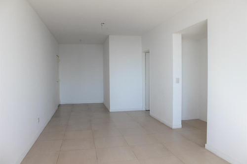 Imagen 1 de 30 de Departamento Con Cochera. Muy Luminoso Y Amenities