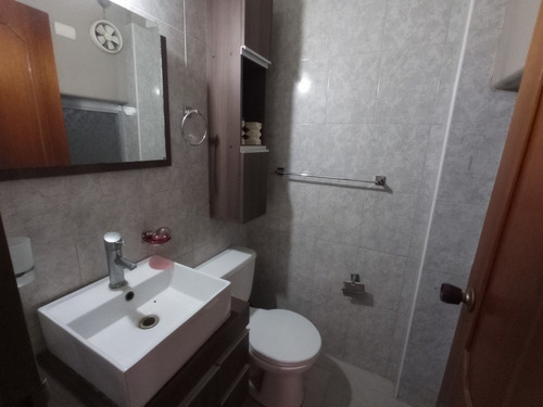 Imagen 5 de 14 de Carlos Vasquez Re/max Townhouse En Venta Oportunidad Tazajal Naguanagua Cod: 422415 0424-4469690