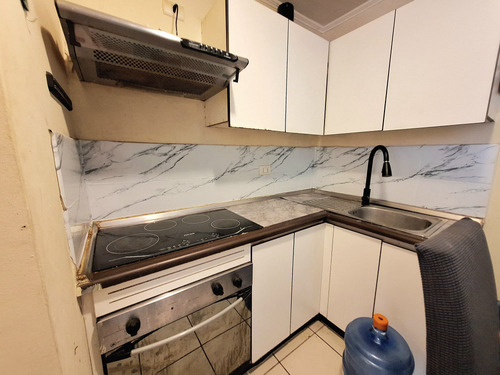 Arriendo Depto. 2d/1b, Semi Amoblado + Bod - Santiago