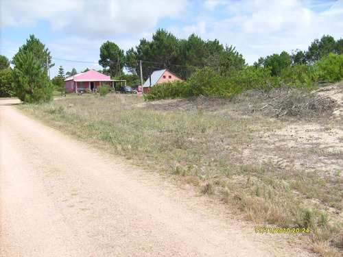 Se Venden - Dos Lotes Juntos - Balneario La Esmeralda - Uruguay