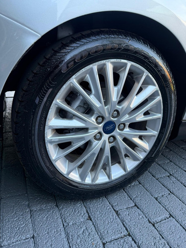 Ford Focus 2.0 SE PLUS SEDAN 16V FLEX 4P POWERSHIFT