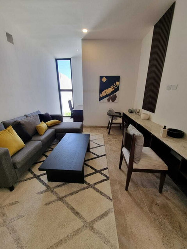 Casa En Venta En Residencial Lenora, Temozón Norte