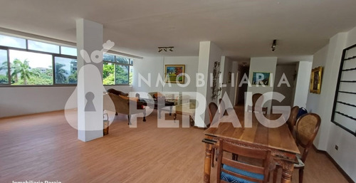 Venta Apartamento Ph En El Pedregal, De La Castellana