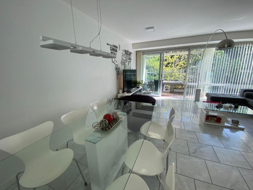 Departamento En Venta - 3 Dormitorios 2 Baños - Cochera - 100mts2 - Mar Del Plata