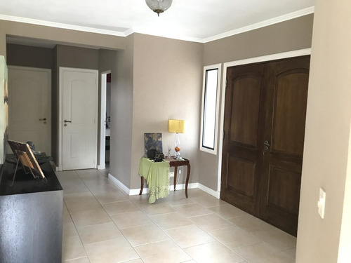 Imagen 2 de 24 de Venta | Casa Con 4 Dormitorios, Escritorio Y Playroom | Talar Del Lago I