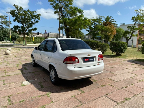 Chevrolet Corsa Unico Dueño! Std (( Gl Motors )) Financiamos