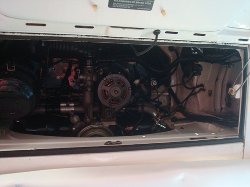 Volkswagen Kombi 1.6 Carat 3p