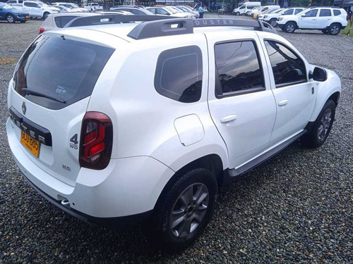 Duster 4x4 Mt 2.0cc Intens