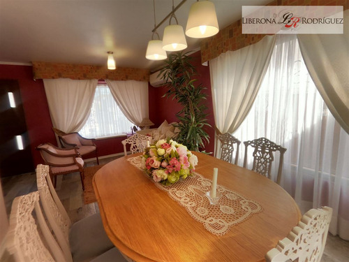 Casa En Venta De 3 Dorm. En Quilpué