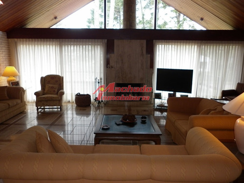 Espectacular Residencia En Zona Residencial, Ideal Para Vivir Todo El Año- Ref: 3833