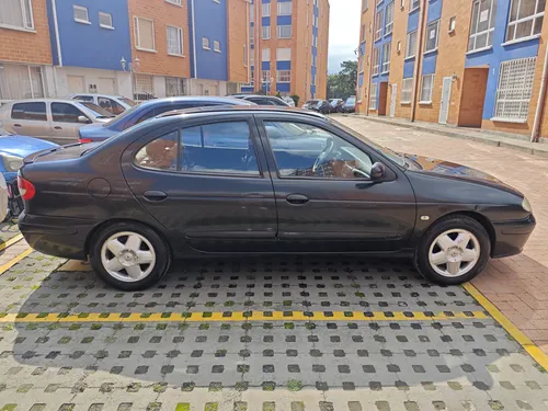 Renault Megane 1.6 Unique