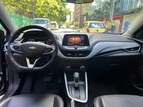 Chevrolet Onix 1.0T Premier Sedan At