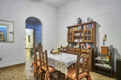 Imagen 6 de 30 de Venta - Caballito - Ph De 5 Ambientes Con Garage Y Quincho