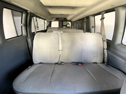 Chevrolet Express 6.0ls C 15 Pas At