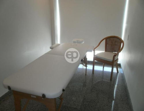 Venta Apartamento 3 Dormitorios En Suite Playa Mansa