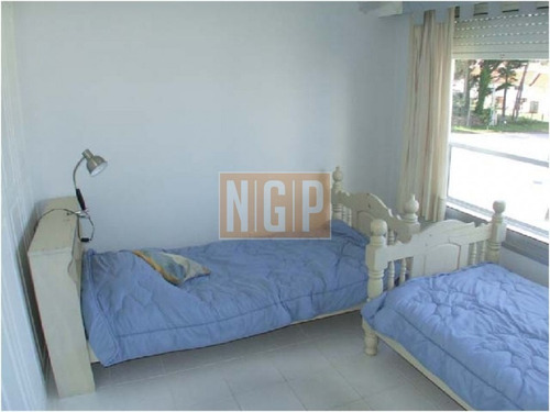 Sobre Mansa Apartamento Con Todos Los Servicios-ref:6494