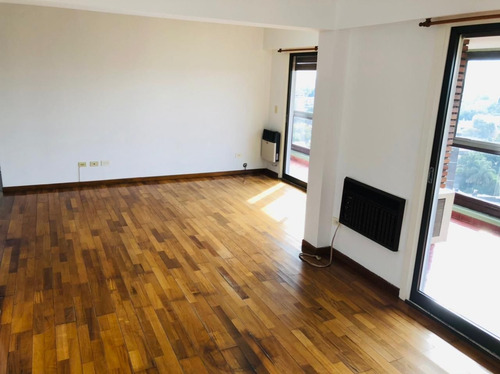 Imagen 5 de 14 de Departamento En Venta En Pilar