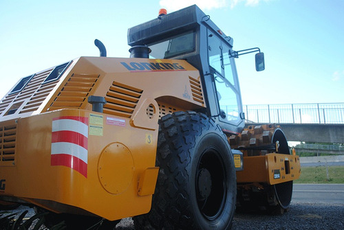 Compactador Lonking Cdm512 Cummins 12 Tn 4x4 Valor Anticipo!