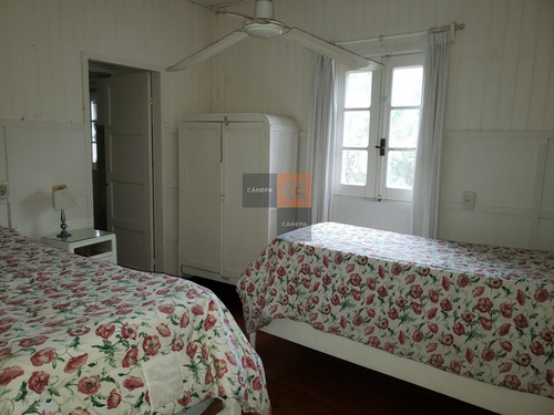 Acogedora Casa A La Venta En La Zona Del Faro De Punta Del Este - Ref: 7290