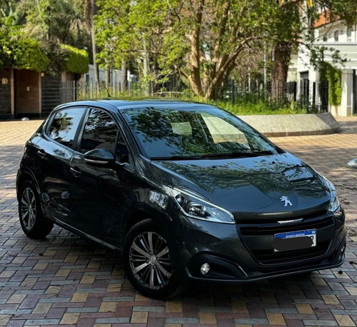 Peugeot 208 1.6 Feline