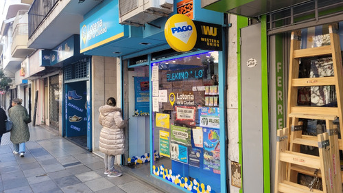 Local 3.40 X 10 A Metros De Cabildo