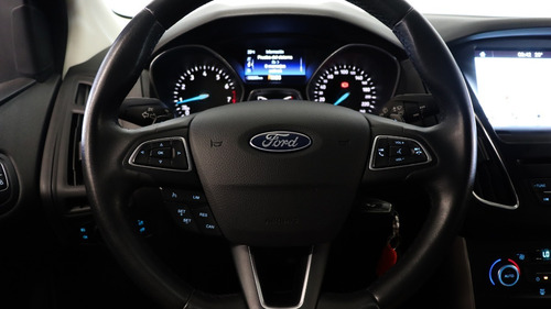 Ford Focus Iii 2.0 Sedan Se Plus At6 - 120864 - C