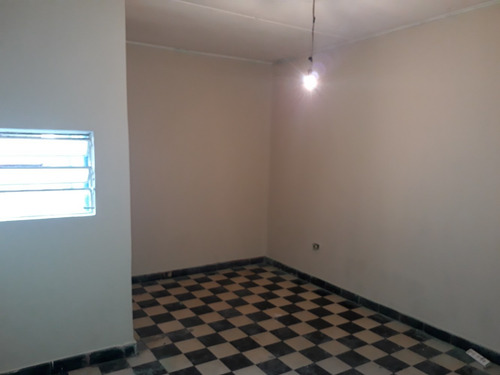 2 Ambientes, Ph En Primer Piso