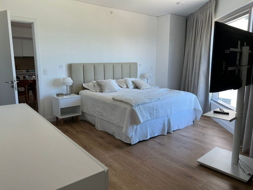 Imagen 7 de 19 de Trump Tower Punta Del Este Playa Brava Alquiler Verano 2023