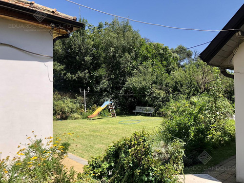 Excepcional Chalet De Estilo Sobre Lote Doble - Venta Directa!!
