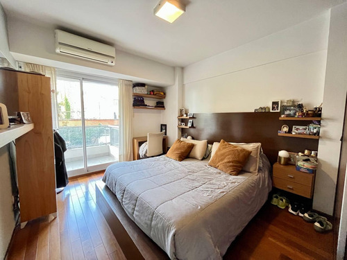 Venta - Departamento De Tres Dormitorios Con Balcón Y Cochera En Centro Río, Rosario