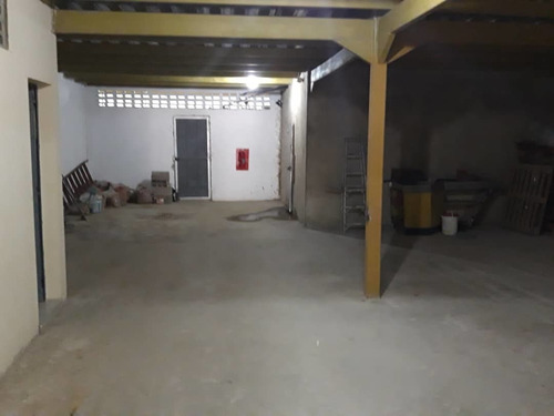Imagen 2 de 4 de Se Alquila Local Comercial