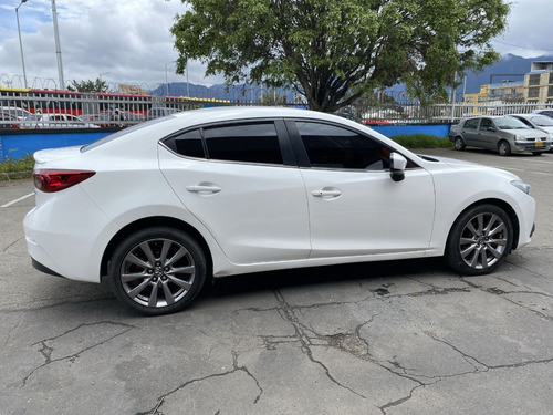 Imagen 10 de 25 de Mazda 3 Touring 2017