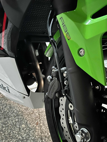 Imagen 13 de 18 de Ninja 400